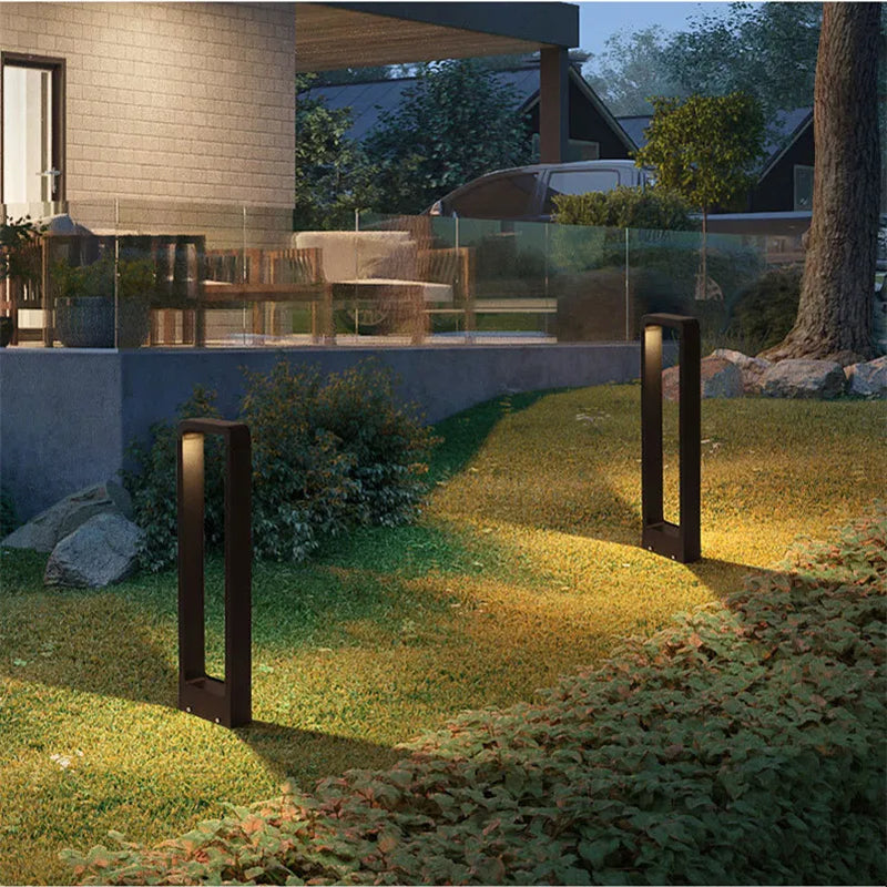 TerraLuxe Outdoor Garden Light – Modern and Weather-Resistant Exterior Lamp