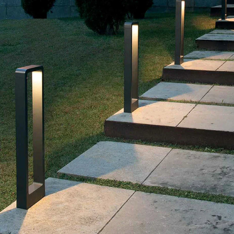 TerraLuxe Outdoor Garden Light – Modern and Weather-Resistant Exterior Lamp