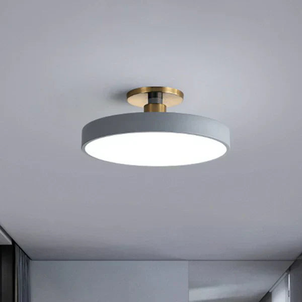 Minimalist Round LED Ceiling Light – Modern & Elegant Bedroom Illumination