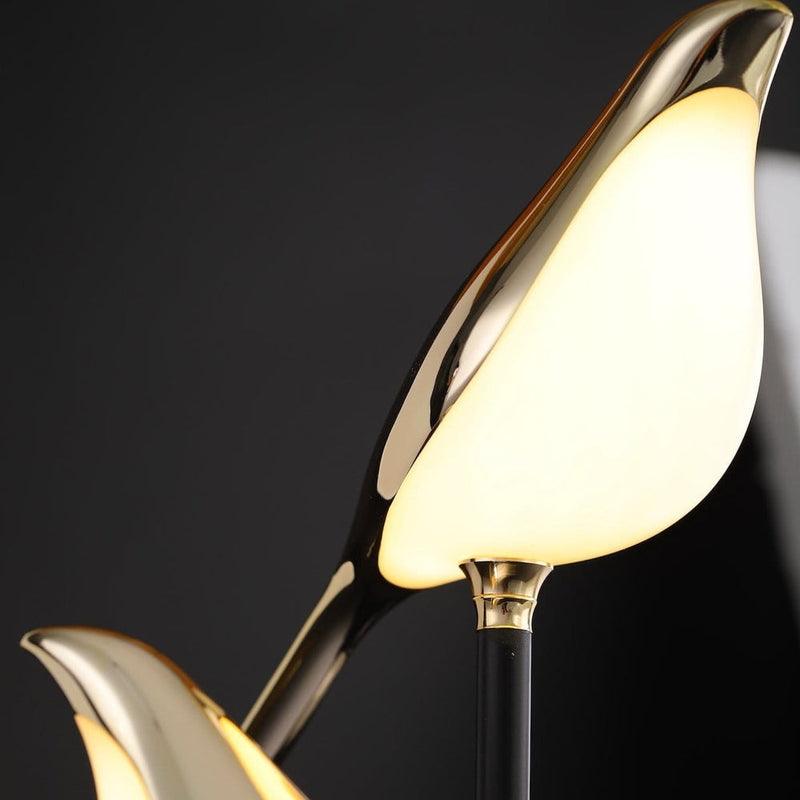 BirdLamp LED Desk Light – Postmodern Gold Design for Elegant Workspaces