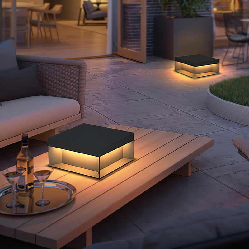 TSolar Outdoor Column Light – Weatherproof LED Garden Lighting