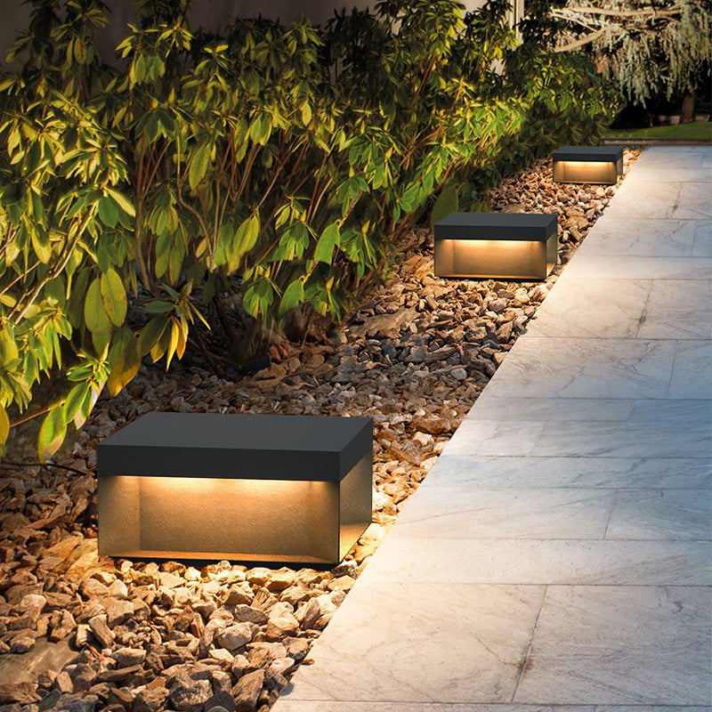 TSolar Outdoor Column Light – Weatherproof LED Garden Lighting