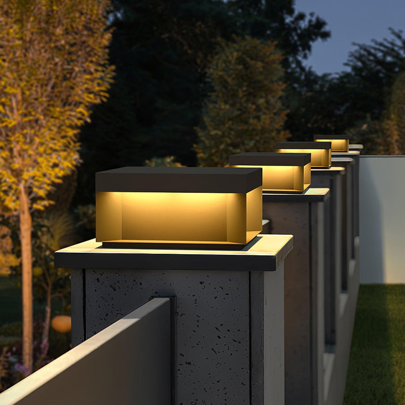 TSolar Outdoor Column Light – Weatherproof LED Garden Lighting