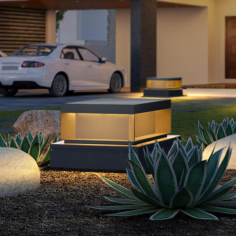 TSolar Outdoor Column Light – Weatherproof LED Garden Lighting