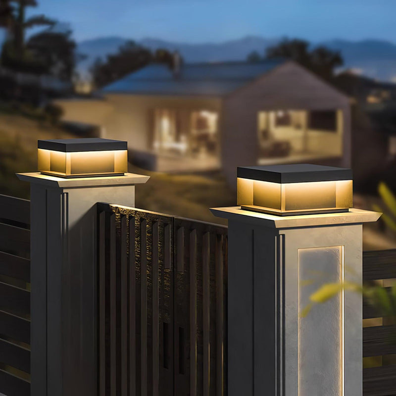 TSolar Outdoor Column Light – Weatherproof LED Garden Lighting
