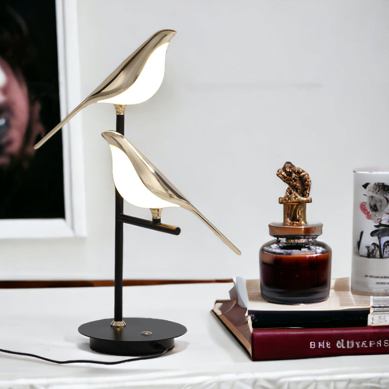 BirdLamp LED Desk Light – Postmodern Gold Design for Elegant Workspaces