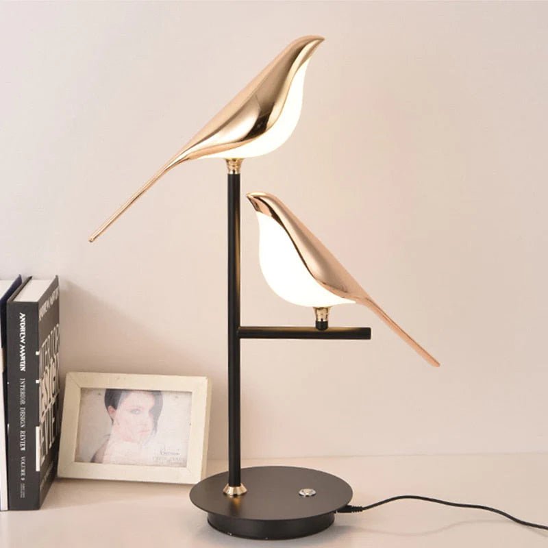 BirdLamp LED Desk Light – Postmodern Gold Design for Elegant Workspaces