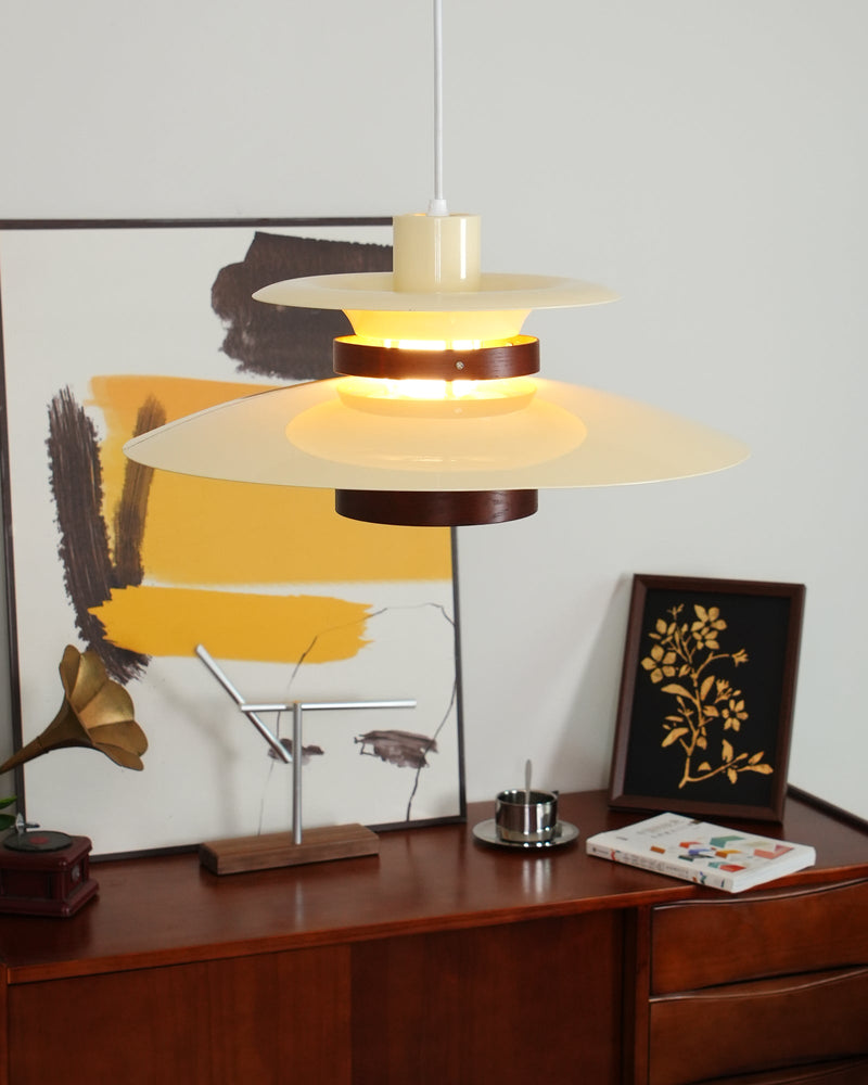 Mercero LED Pendant Light – Elegant Design with Premium Materials
