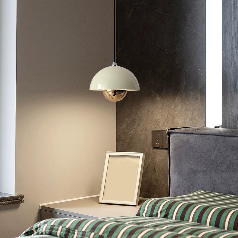 Pod-Shaped Liftable Pendant Light – Modern Dimmable Design with Adjustable Height