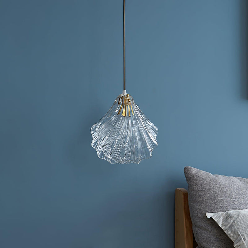Mini Shell Pendant Light – Modern Glass & Brass Hanging Lamp