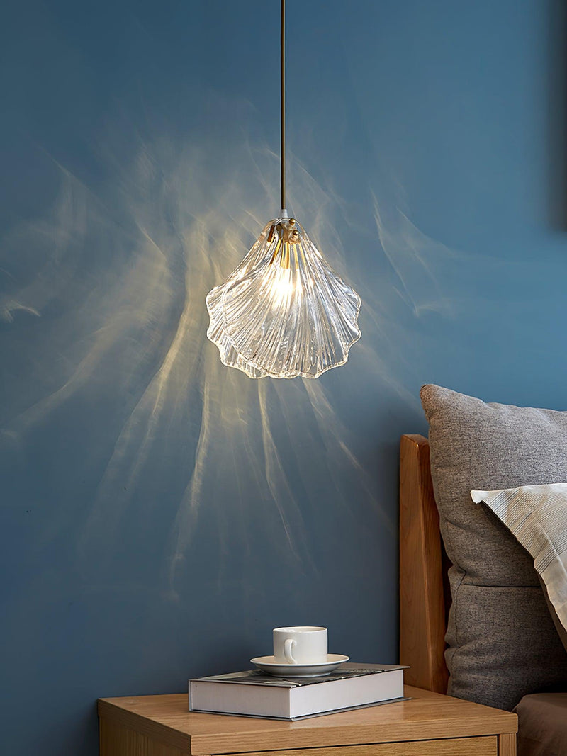 Mini Shell Pendant Light – Modern Glass & Brass Hanging Lamp