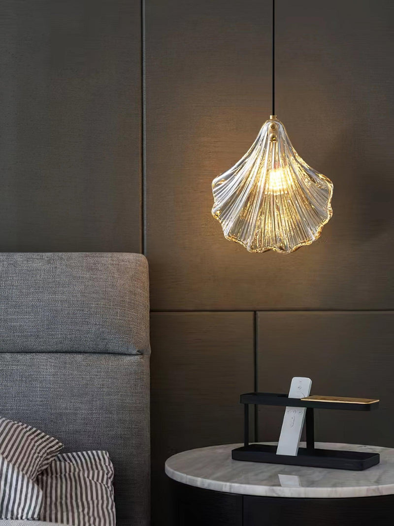 Mini Shell Pendant Light – Modern Glass & Brass Hanging Lamp