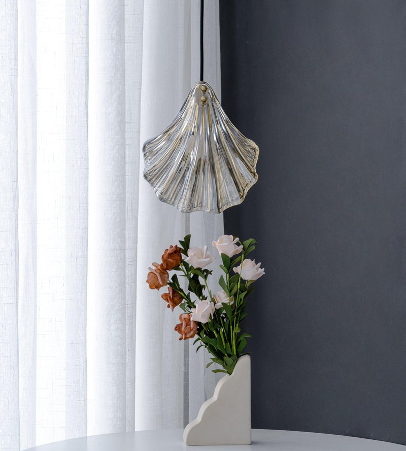 Mini Shell Pendant Light – Modern Glass & Brass Hanging Lamp