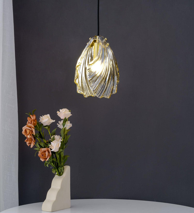 Mini Shell Pendant Light – Modern Glass & Brass Hanging Lamp