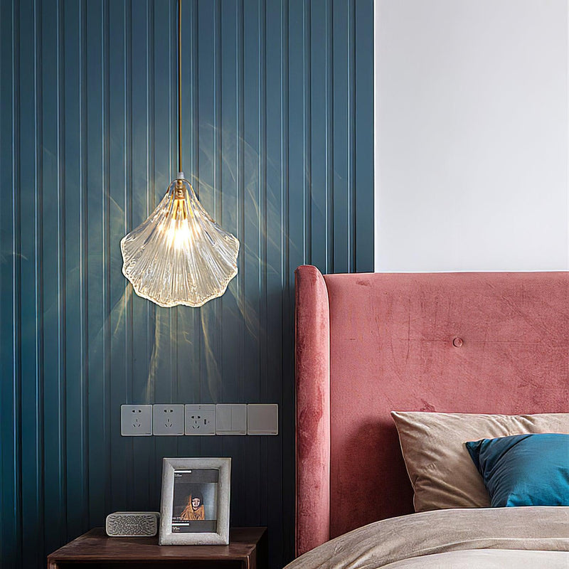 Mini Shell Pendant Light – Modern Glass & Brass Hanging Lamp
