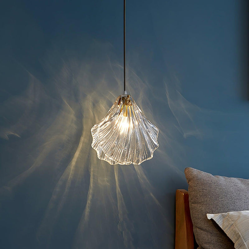 Mini Shell Pendant Light – Modern Glass & Brass Hanging Lamp
