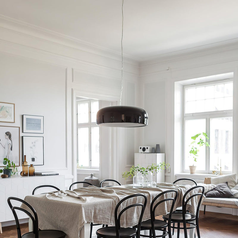 Smithfield Pendant Light – Modern Design with Efficient Illumination