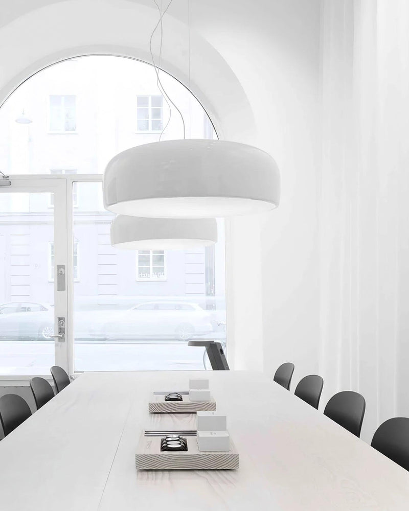 Smithfield Pendant Light – Modern Design with Efficient Illumination