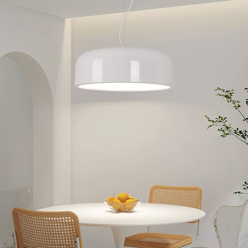 Smithfield Pendant Light – Modern Design with Efficient Illumination