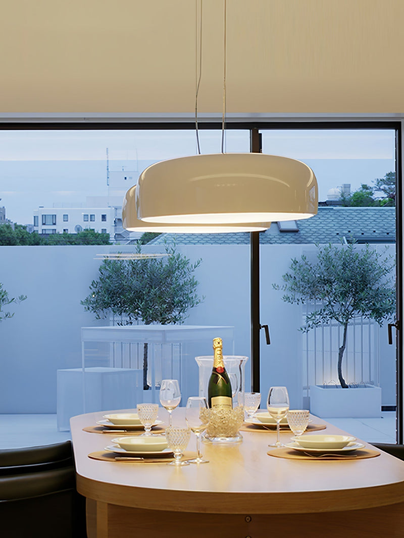 Smithfield Pendant Light – Modern Design with Efficient Illumination