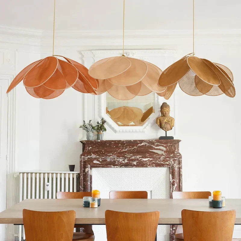 Floralume Pendant Light – Elegant Floral Design with Warm LED Illumination