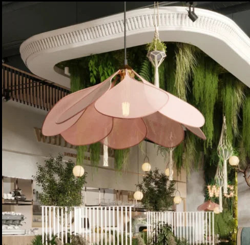 Floralume Pendant Light – Elegant Floral Design with Warm LED Illumination