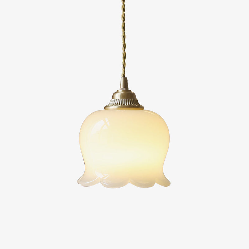 Talblume Pendant Light – Brass & Resin Floral-Inspired Design