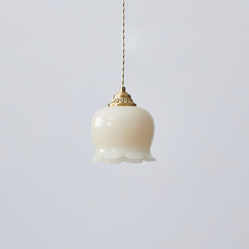 Talblume Pendant Light – Brass & Resin Floral-Inspired Design
