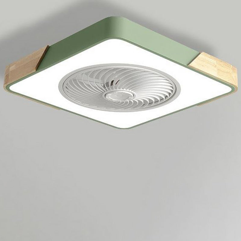 LED Ceiling Fan with Integrated Light – Silent & Energy-Efficient
