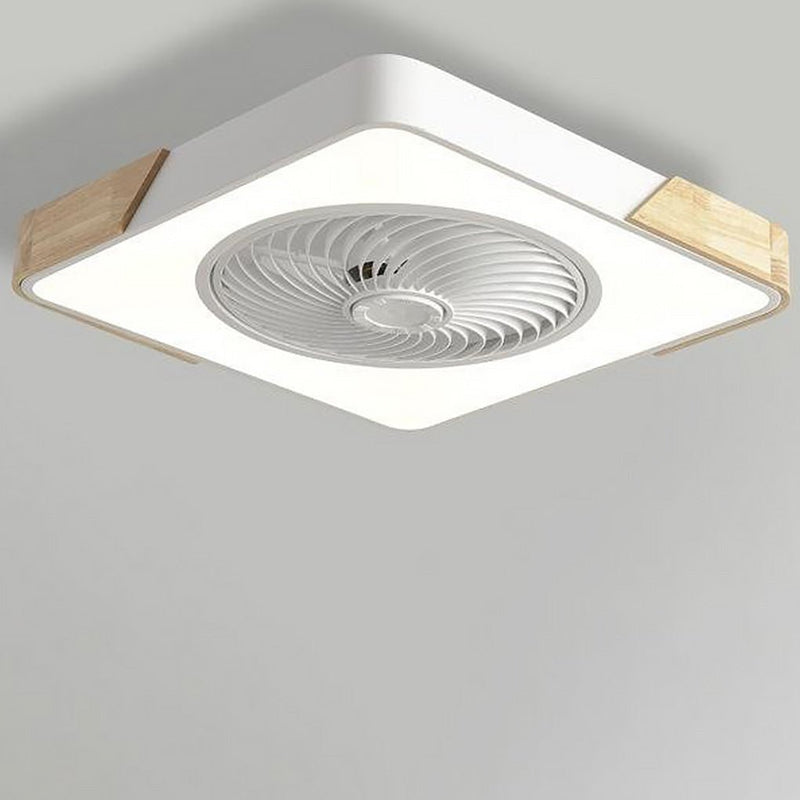 LED Ceiling Fan with Integrated Light – Silent & Energy-Efficient